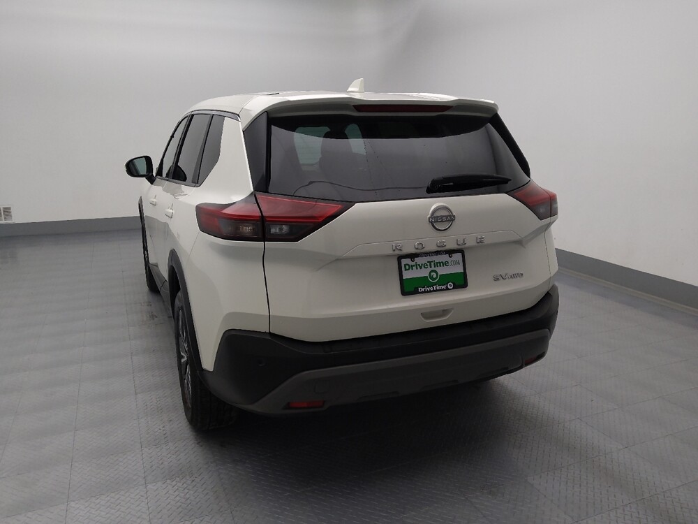 2023 Nissan Rogue in Independence, MO 64055 - 18103512 6