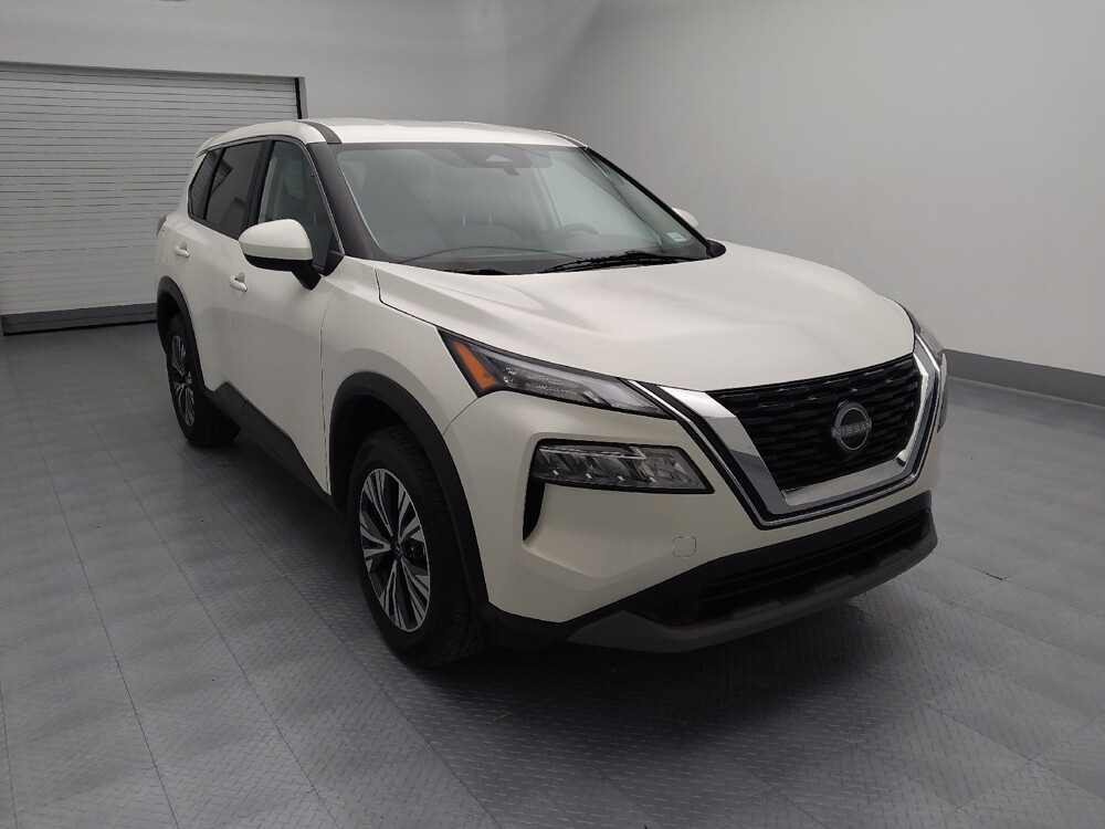 2023 Nissan Rogue in Independence, MO 64055 - 18103512 13