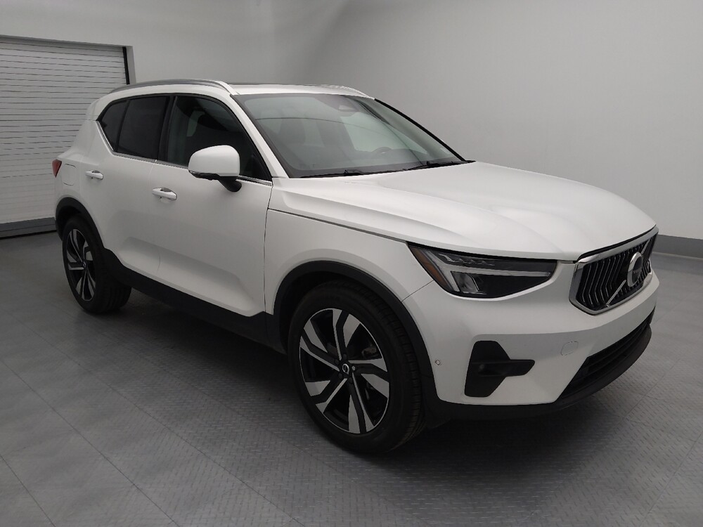 2023 Volvo XC40 in St. Louis, MO 63125 - 18103516 11