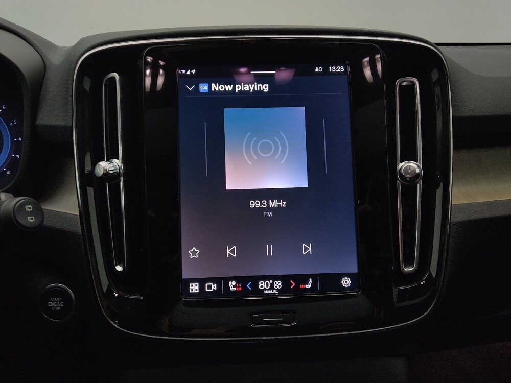 2023 Volvo XC40 in St. Louis, MO 63125 - 18103516 25