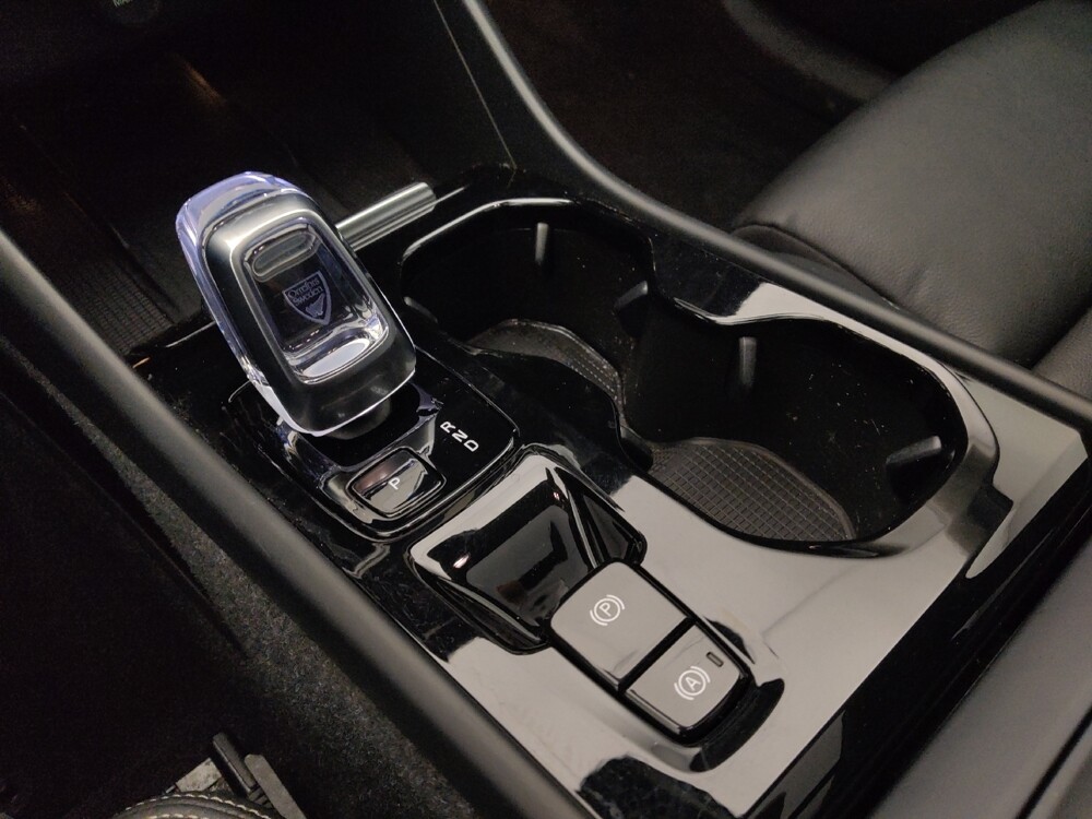 2023 Volvo XC40 in St. Louis, MO 63125 - 18103516 26