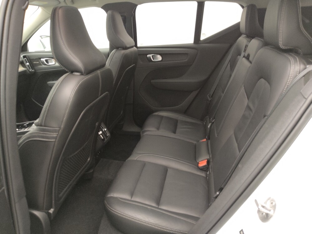 2023 Volvo XC40 in St. Louis, MO 63125 - 18103516 18