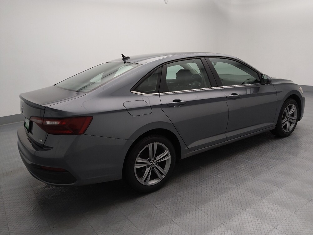 2024 Volkswagen Jetta in Independence, MO 64055 - 18103517 10