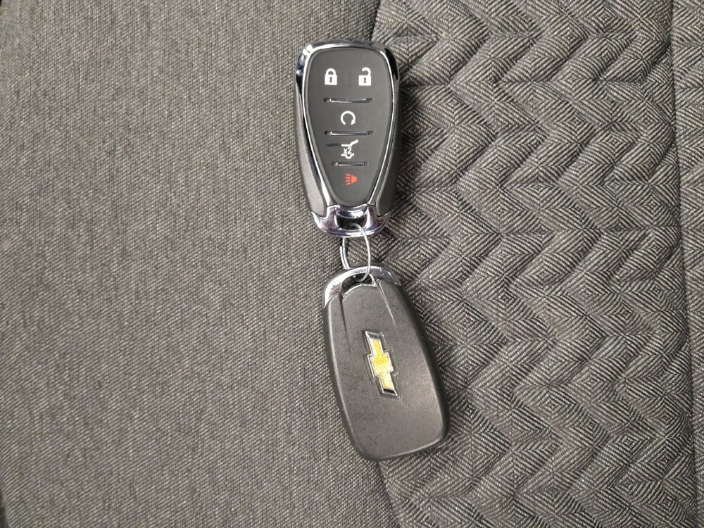 2023 Chevrolet Equinox in Springfield, MO 65807 - 18103518 32