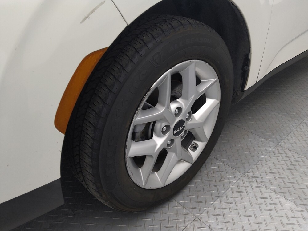 2023 Kia Soul in Independence, MO 64055 - 18103520 31