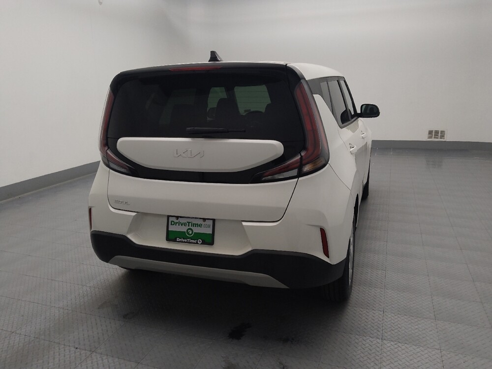 2023 Kia Soul in Independence, MO 64055 - 18103520 7