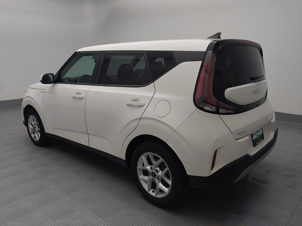 2023 Kia Soul in Independence, MO 64055 - 18103520 3