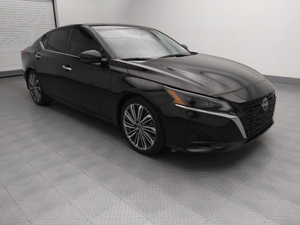 2024 Nissan Altima in St. Louis, MO 63136 - 18103521 11