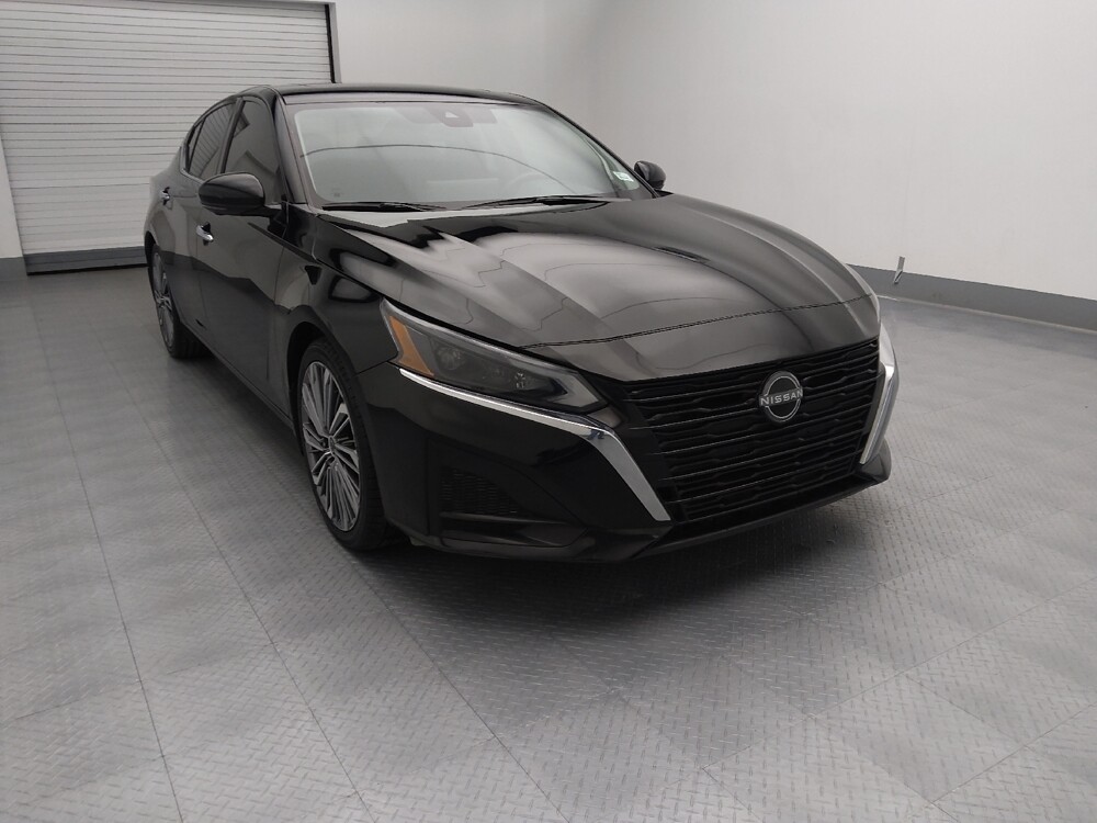 2024 Nissan Altima in St. Louis, MO 63136 - 18103521 13