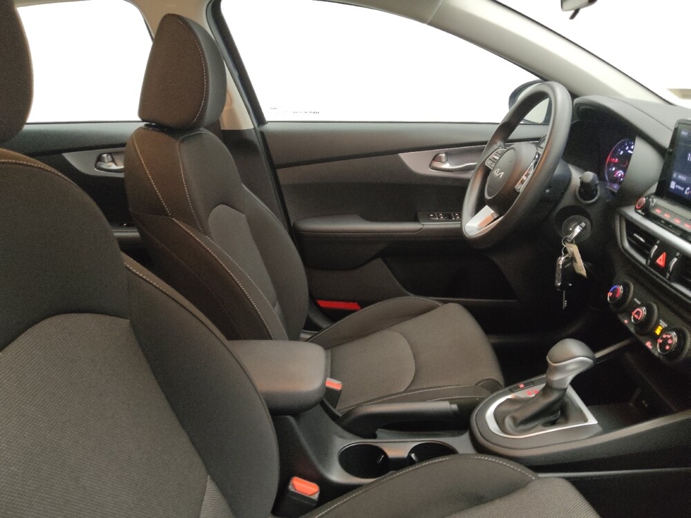 2023 Kia Forte in Midlothian, IL 60445 - 18103526 21