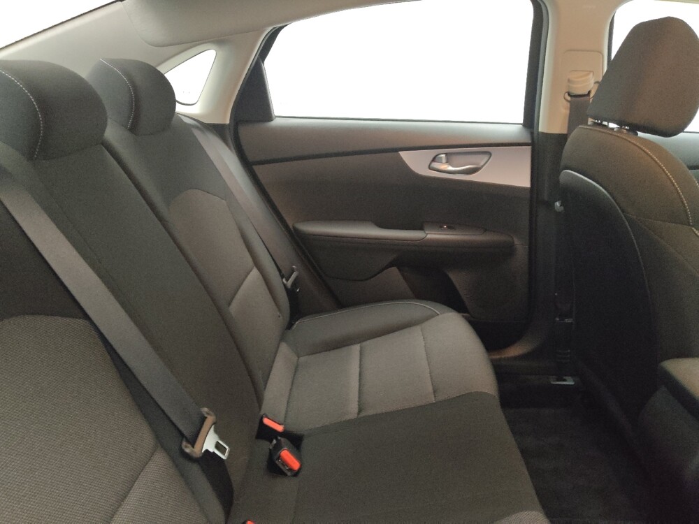 2023 Kia Forte in Midlothian, IL 60445 - 18103526 19