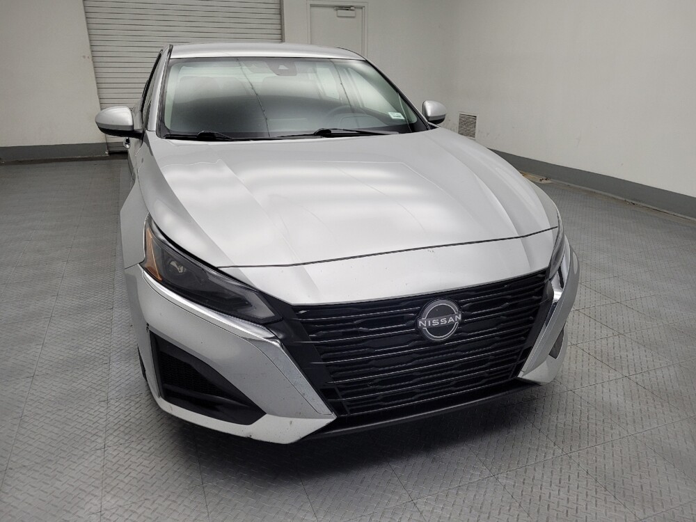 2023 Nissan Altima in Midlothian, IL 60445 - 18103527 14