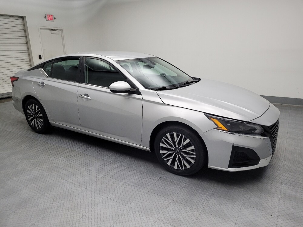 2023 Nissan Altima in Midlothian, IL 60445 - 18103527 11