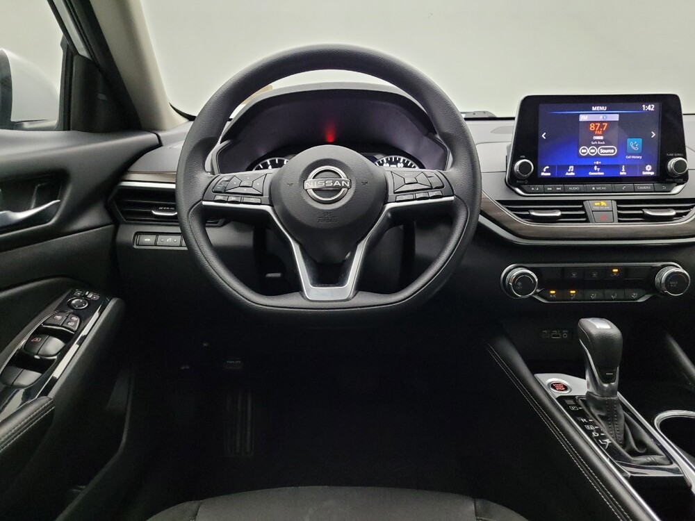 2023 Nissan Altima in Midlothian, IL 60445 - 18103527 22