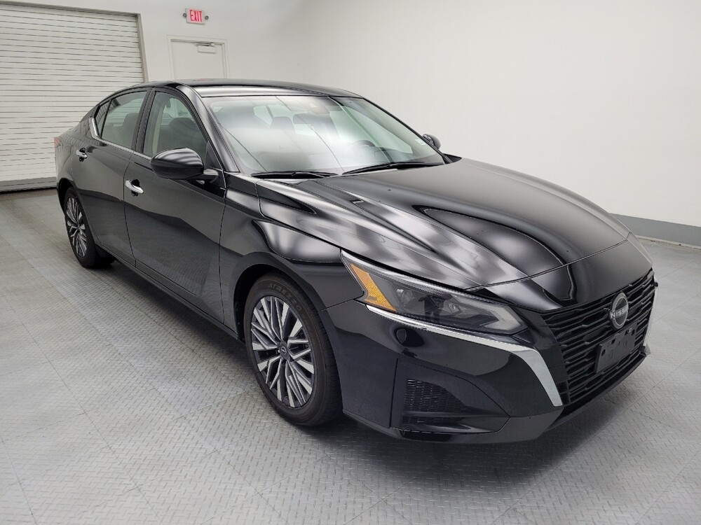 2023 Nissan Altima in Des Moines, IA 50310 - 18103529 13