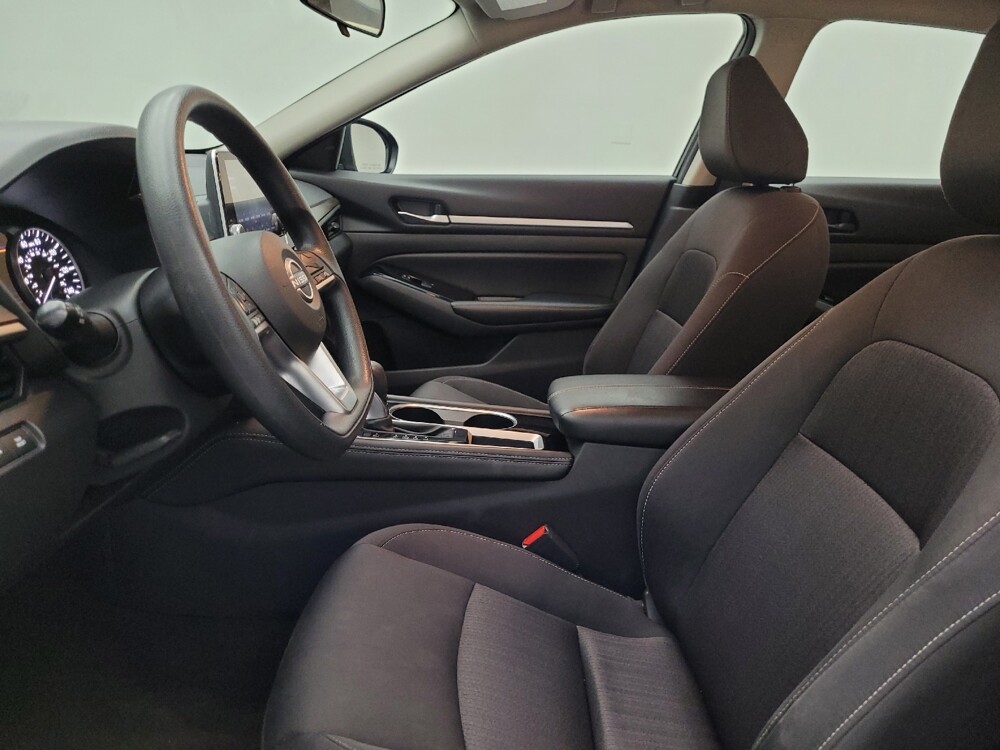 2023 Nissan Altima in Des Moines, IA 50310 - 18103529 17