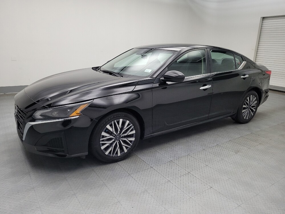 2023 Nissan Altima in Des Moines, IA 50310 - 18103529 2