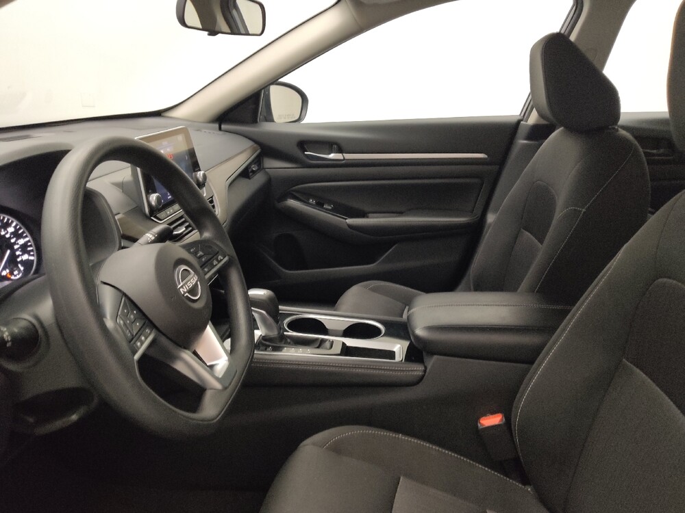 2023 Nissan Altima in Des Moines, IA 50310 - 18103532 17