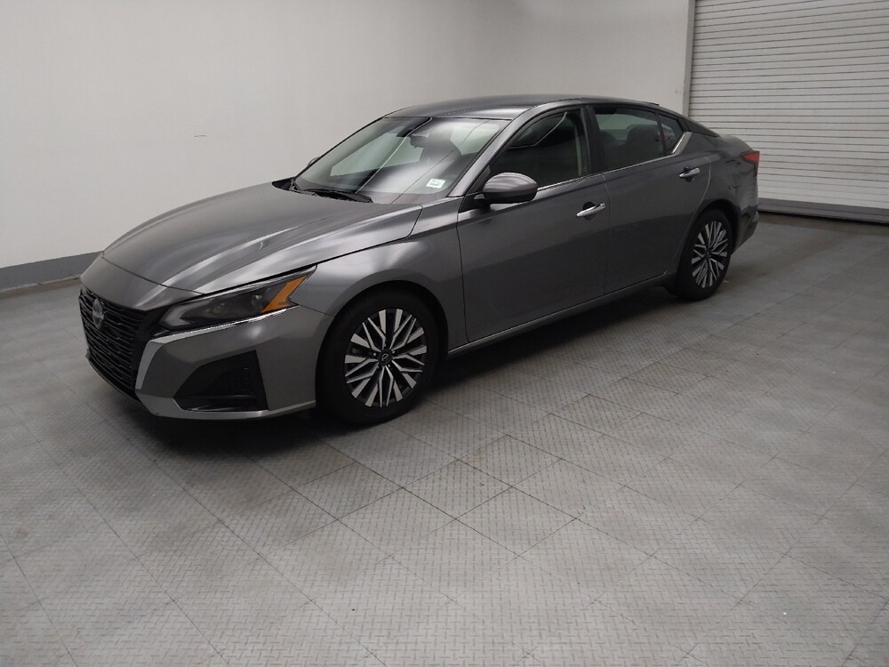 2023 Nissan Altima in Des Moines, IA 50310 - 18103532 2