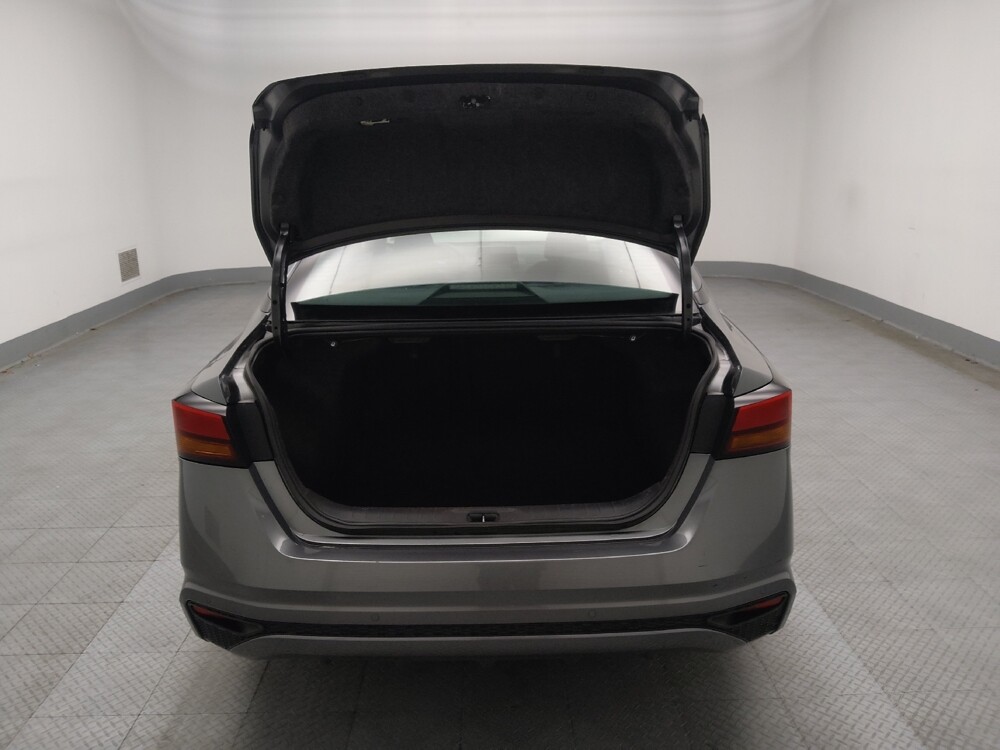 2023 Nissan Altima in Des Moines, IA 50310 - 18103532 29