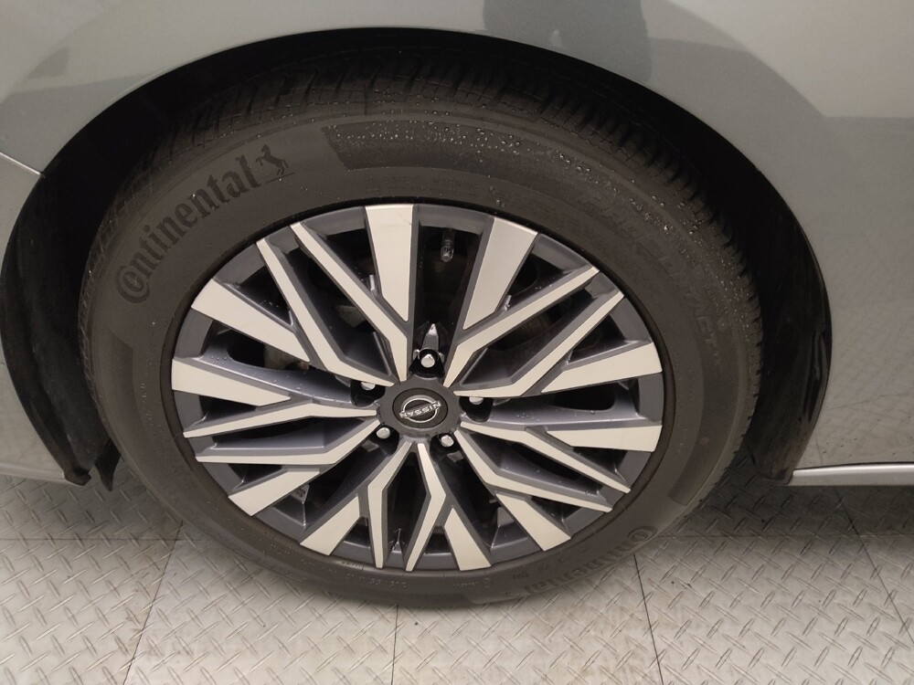 2023 Nissan Altima in Des Moines, IA 50310 - 18103532 31