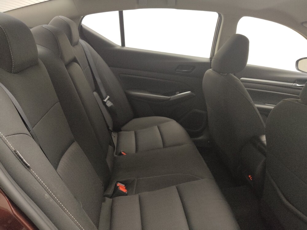 2023 Nissan Altima in Des Moines, IA 50310 - 18103534 19