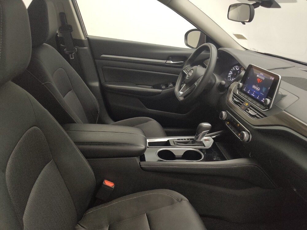 2023 Nissan Altima in Des Moines, IA 50310 - 18103534 21