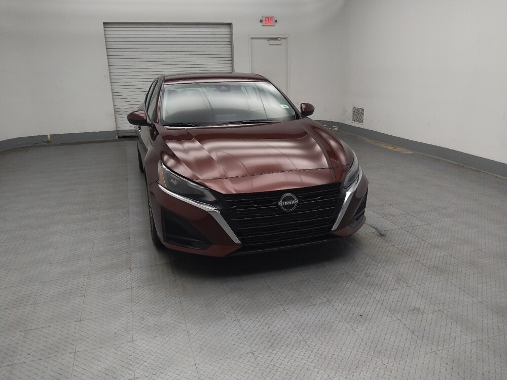 2023 Nissan Altima in Des Moines, IA 50310 - 18103534 14