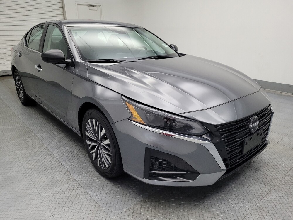 2024 Nissan Altima in Des Moines, IA 50310 - 18103538 13