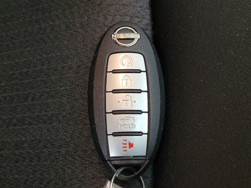 2024 Nissan Altima in Des Moines, IA 50310 - 18103538 32