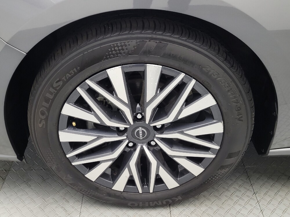 2024 Nissan Altima in Des Moines, IA 50310 - 18103538 31