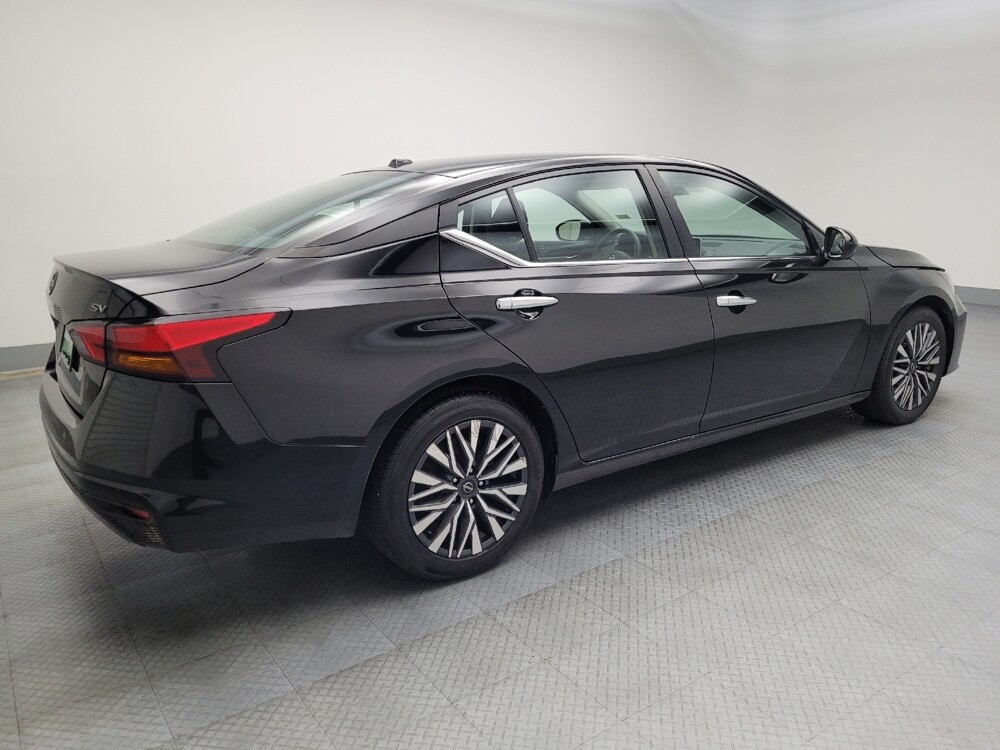 2023 Nissan Altima in Des Moines, IA 50310 - 18103541 10