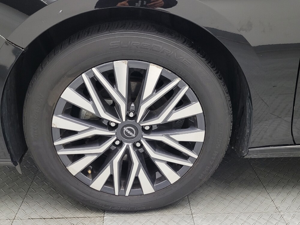 2023 Nissan Altima in Des Moines, IA 50310 - 18103542 31