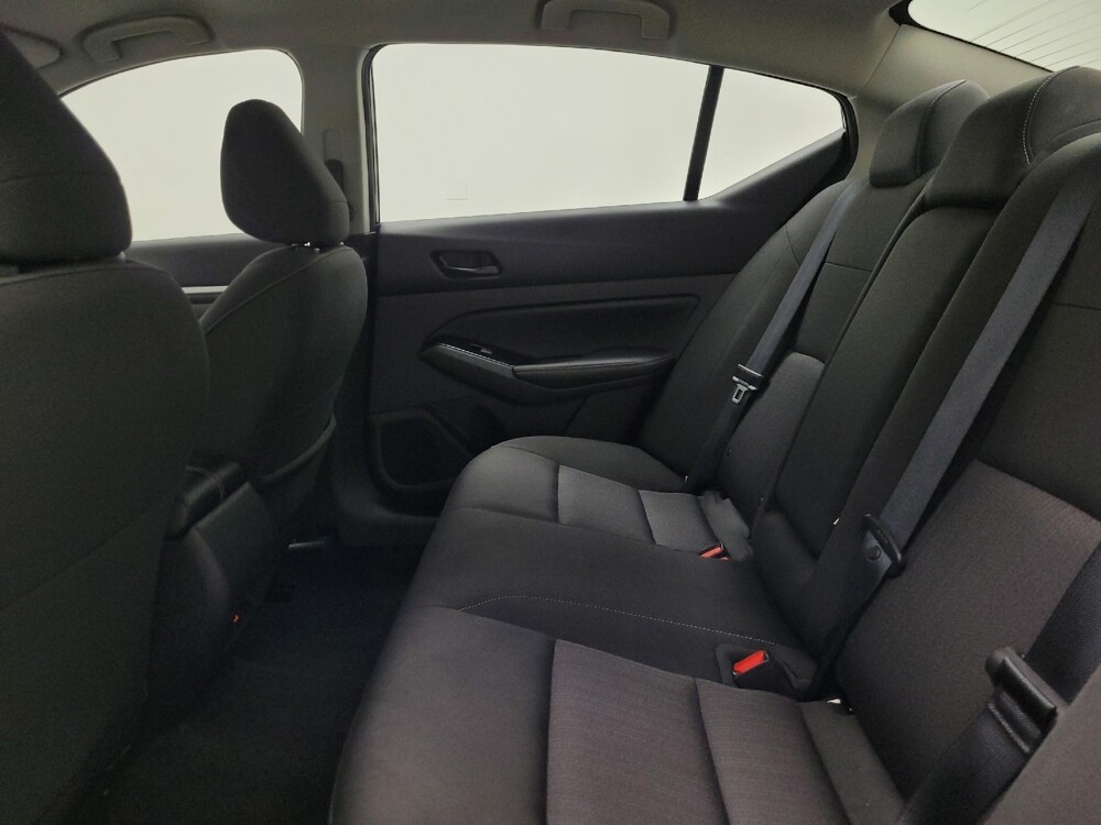 2023 Nissan Altima in Des Moines, IA 50310 - 18103542 18