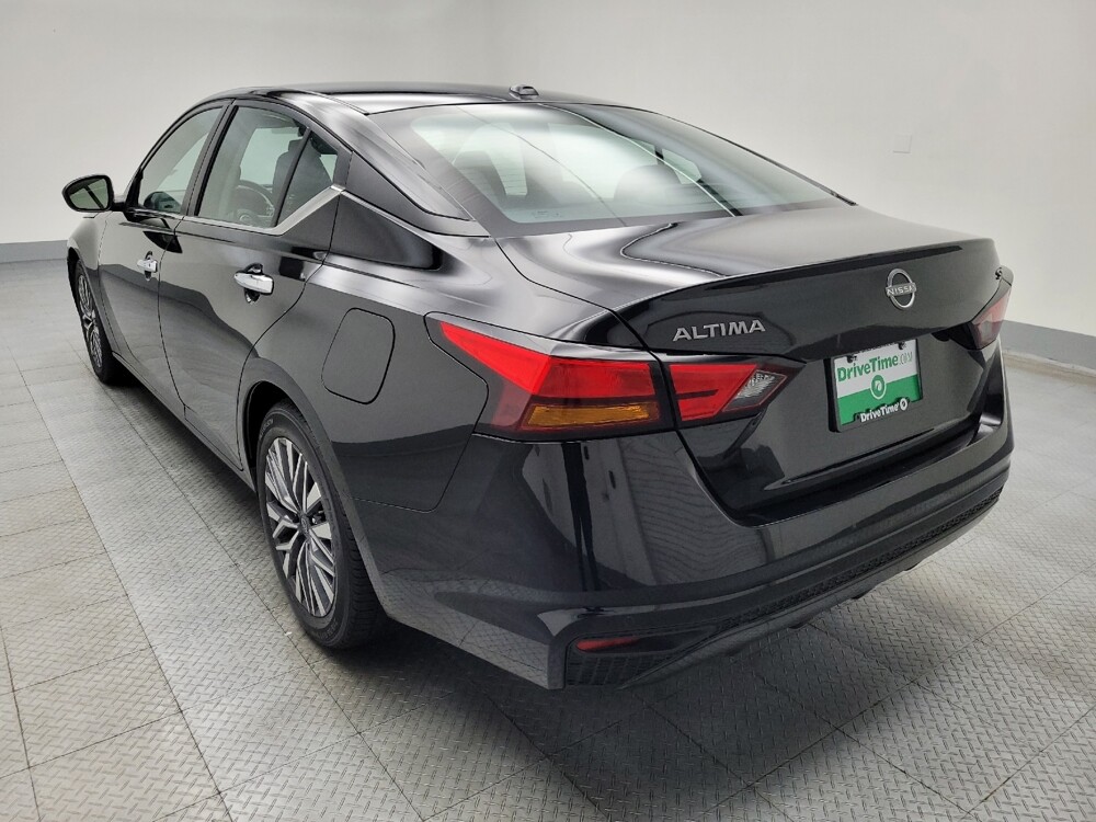 2023 Nissan Altima in Des Moines, IA 50310 - 18103542 5