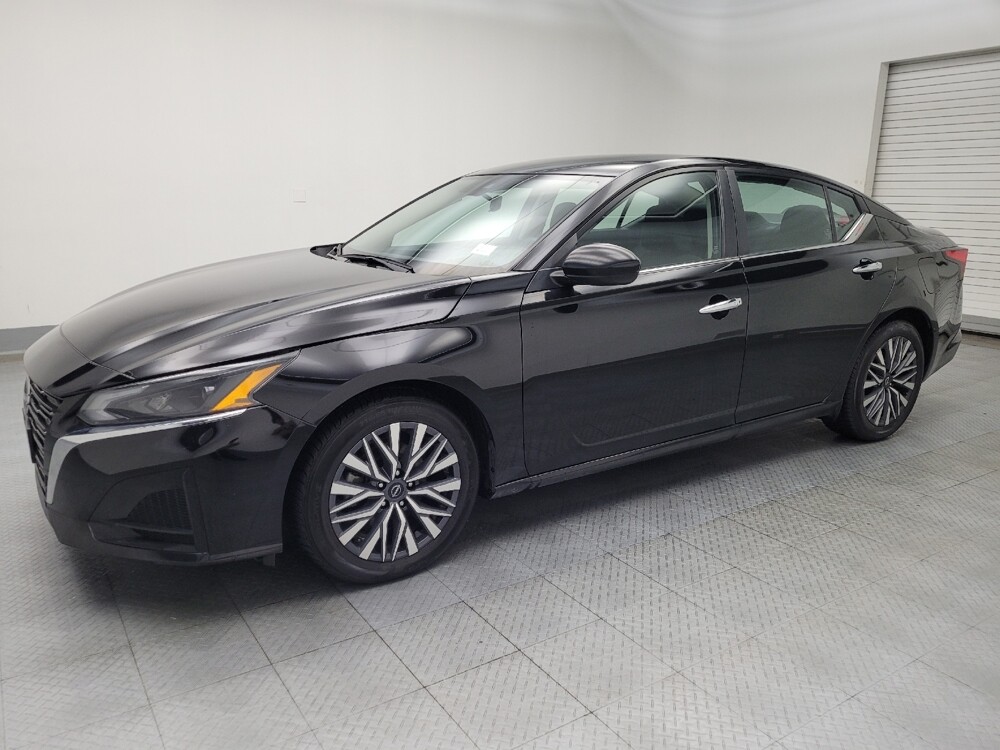 2023 Nissan Altima in Des Moines, IA 50310 - 18103546 2