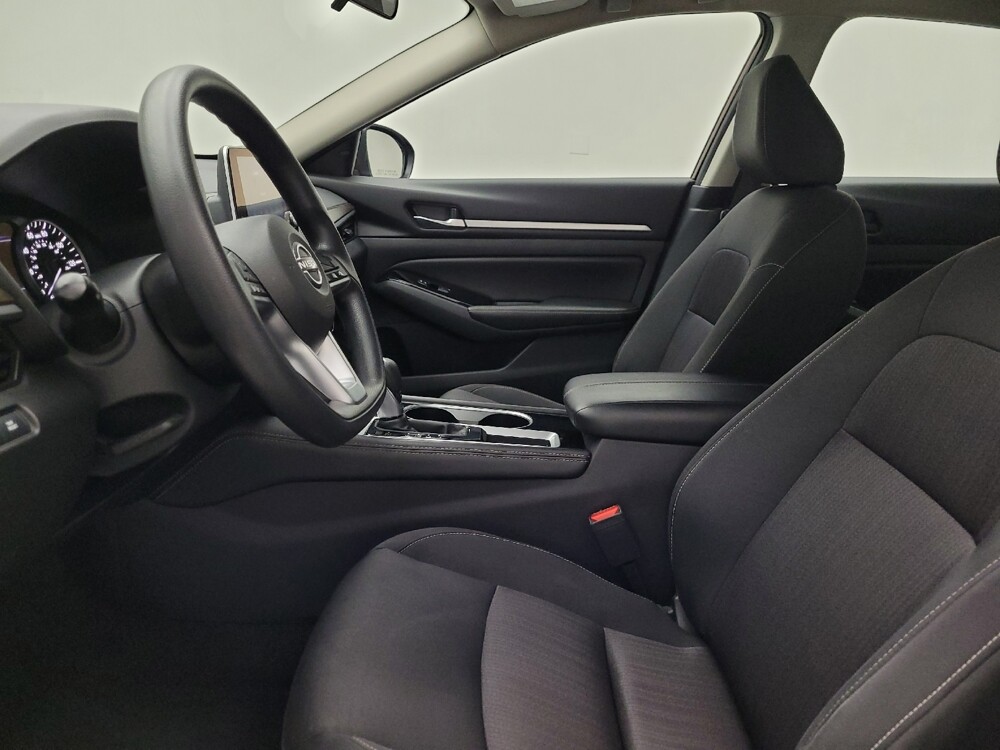 2023 Nissan Altima in Des Moines, IA 50310 - 18103547 17