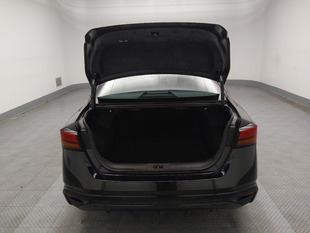 2024 Nissan Altima in Des Moines, IA 50310 - 18103549 29