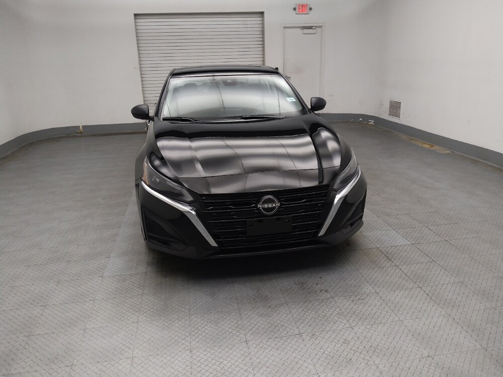 2024 Nissan Altima in Des Moines, IA 50310 - 18103549 14