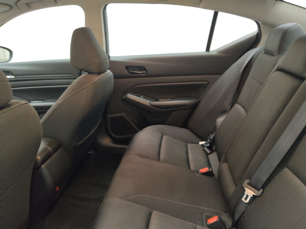 2024 Nissan Altima in Des Moines, IA 50310 - 18103549 18