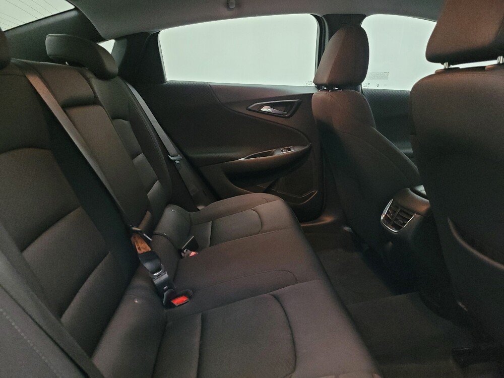 2023 Chevrolet Malibu in Springfield, MO 65807 - 18103550 19