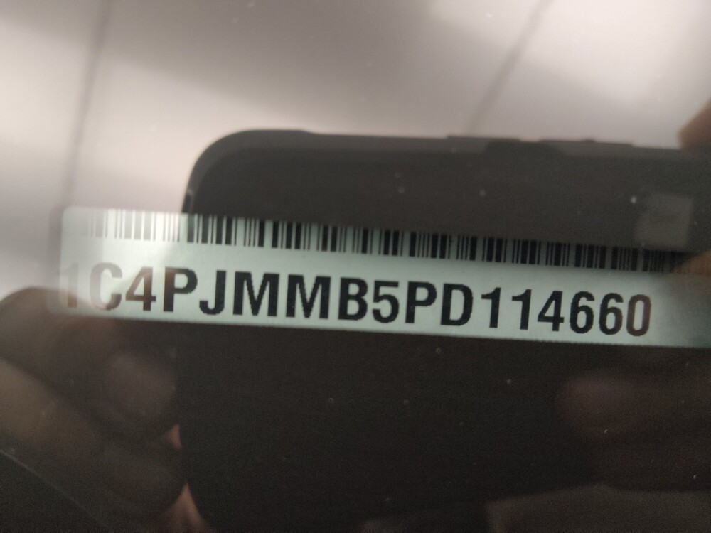 2023 Jeep Cherokee in Lombard, IL 60148 - 18103552 33