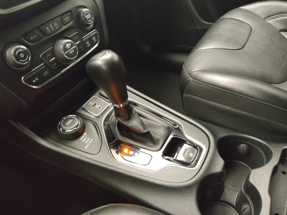 2023 Jeep Cherokee in Lombard, IL 60148 - 18103552 26