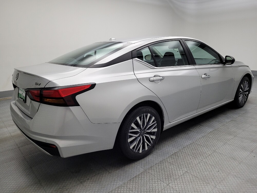 2024 Nissan Altima in Midlothian, IL 60445 - 18103554 10