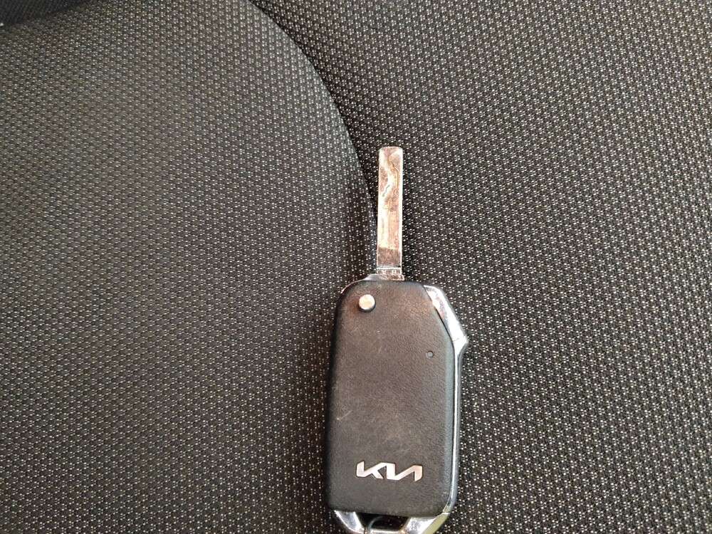 2023 Kia Forte in Midlothian, IL 60445 - 18103555 32