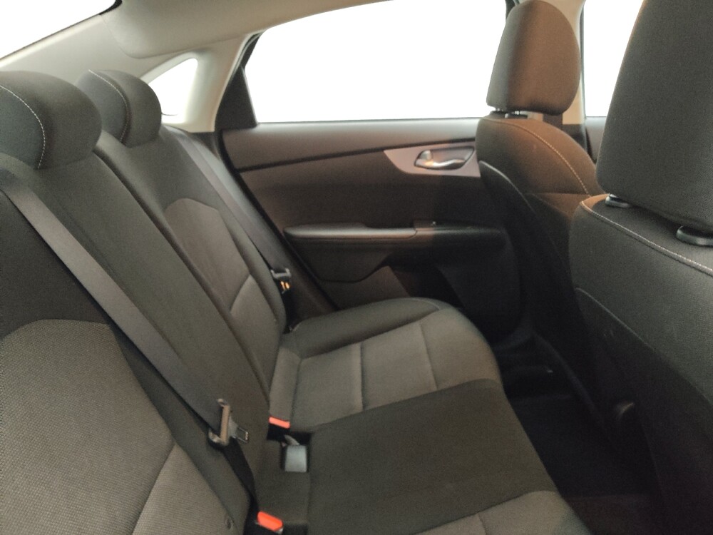 2023 Kia Forte in Midlothian, IL 60445 - 18103555 19