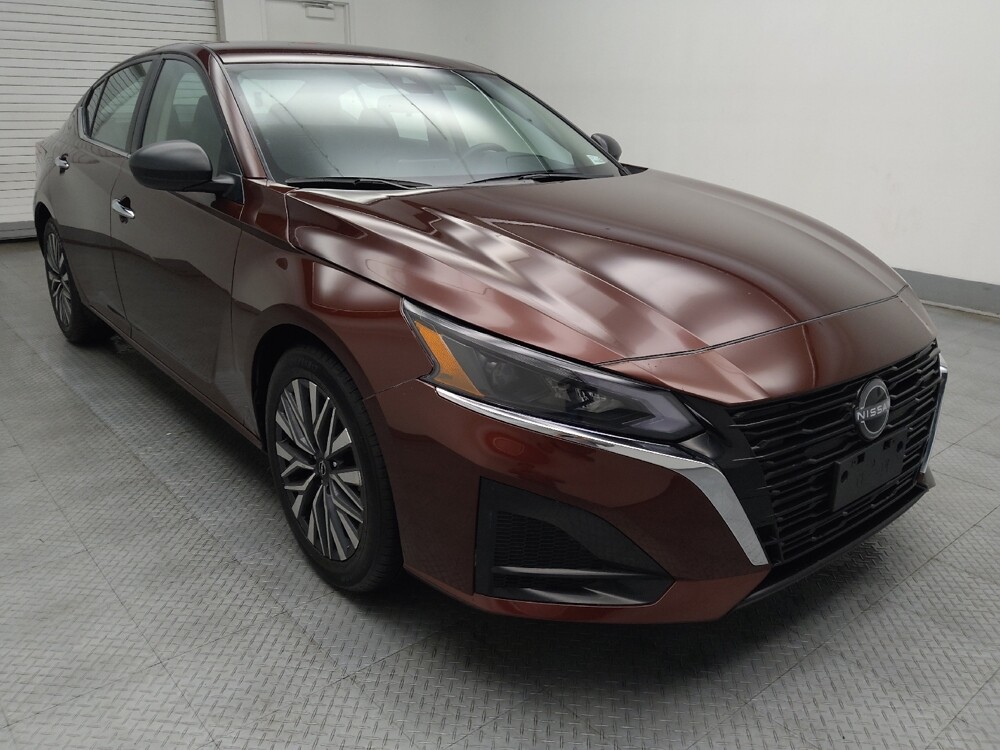 2024 Nissan Altima in Midlothian, IL 60445 - 18103561 13