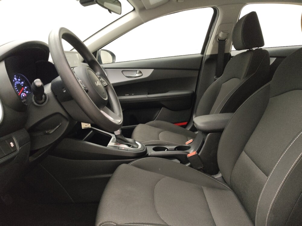 2024 Kia Forte in Midlothian, IL 60445 - 18103566 17