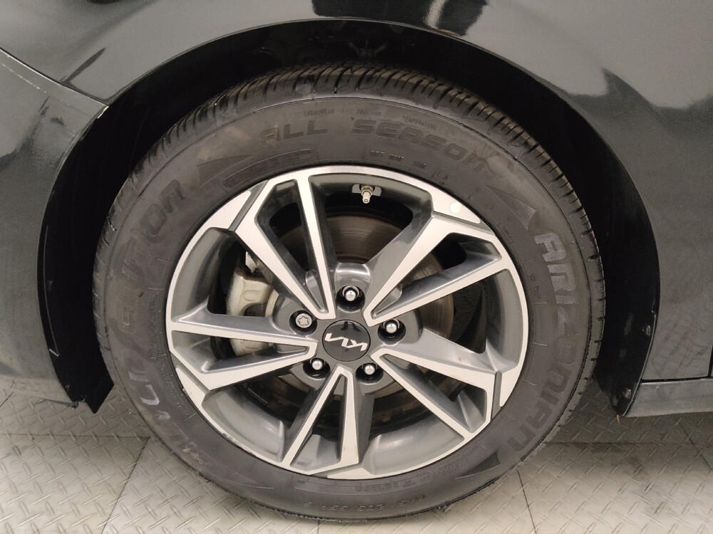 2024 Kia Forte in Midlothian, IL 60445 - 18103566 31