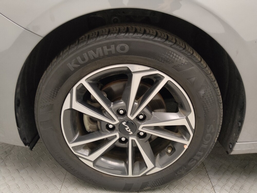 2023 Kia Forte in Midlothian, IL 60445 - 18103567 31